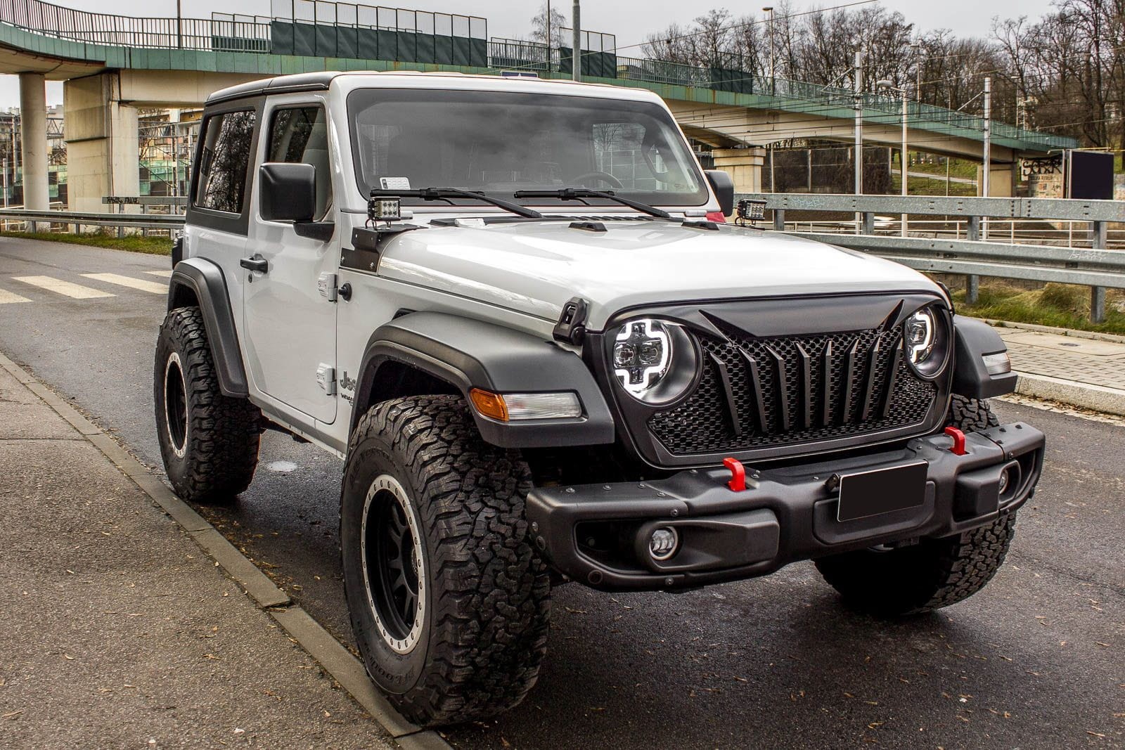 JEEP WRANGLER JL 2018+ RUBICON ΜΠΡΟΣΤΙΝΟΣ ΠΡΟΦΥΛΑΚΤΗΡΑΣ ΕΚΔΟΣΗ ΧΩΡΙΣ PDC
